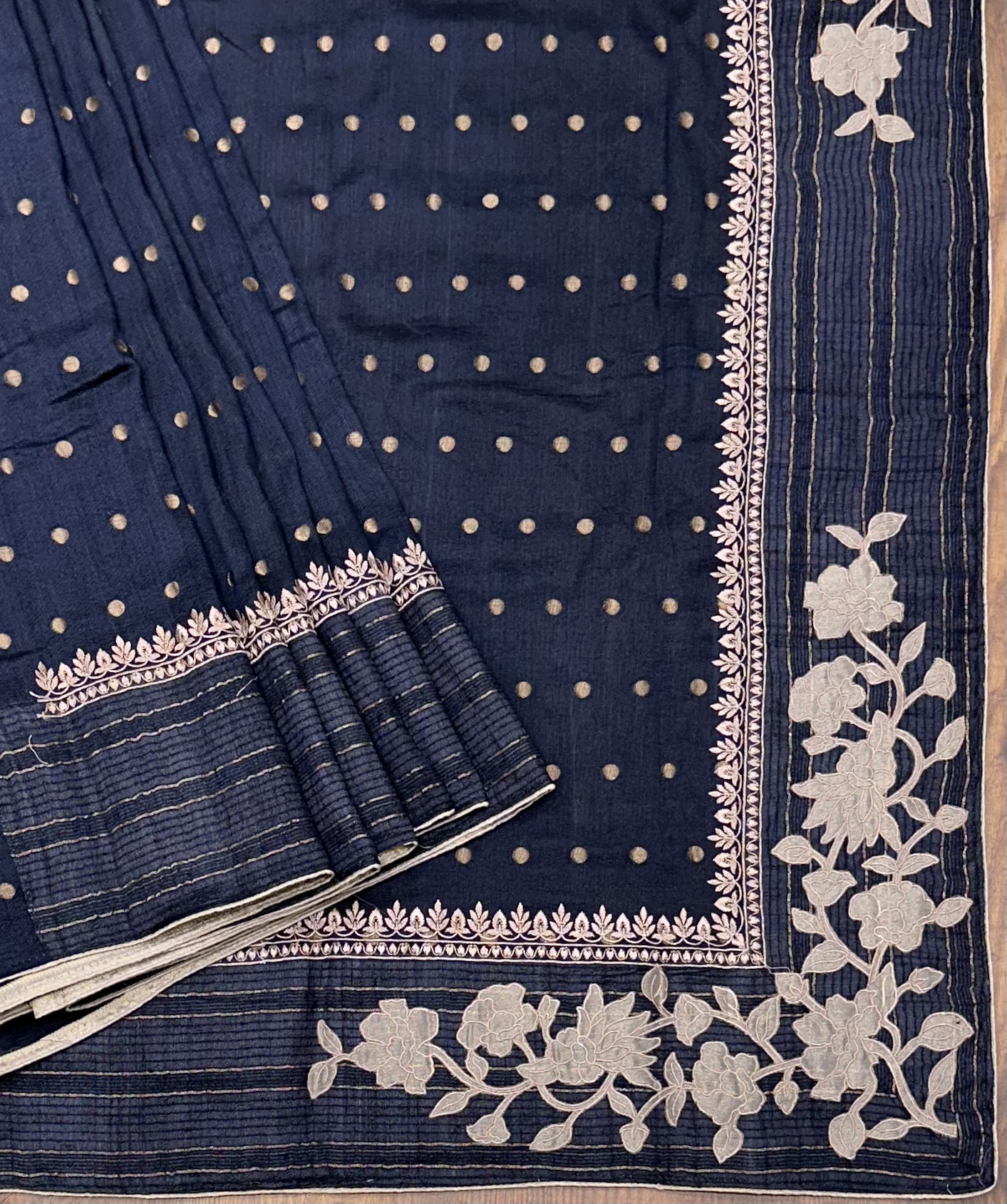 Banarasi Raw Silk Saree - Image 4