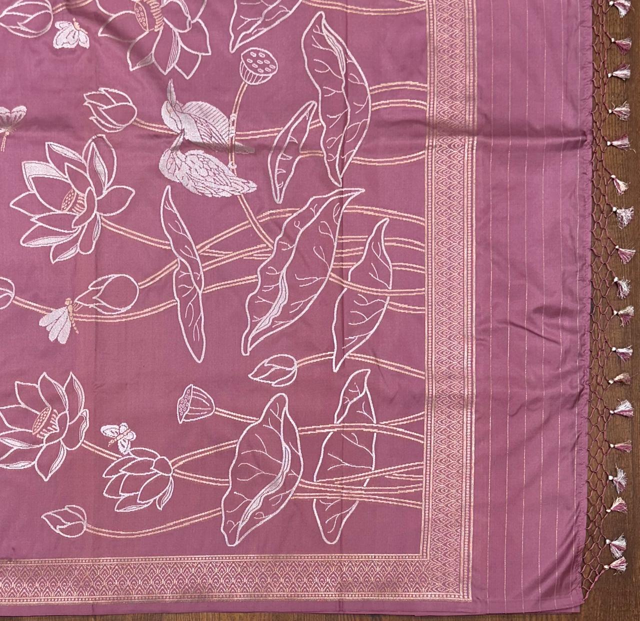 Katan Silk Banarasi - Image 4